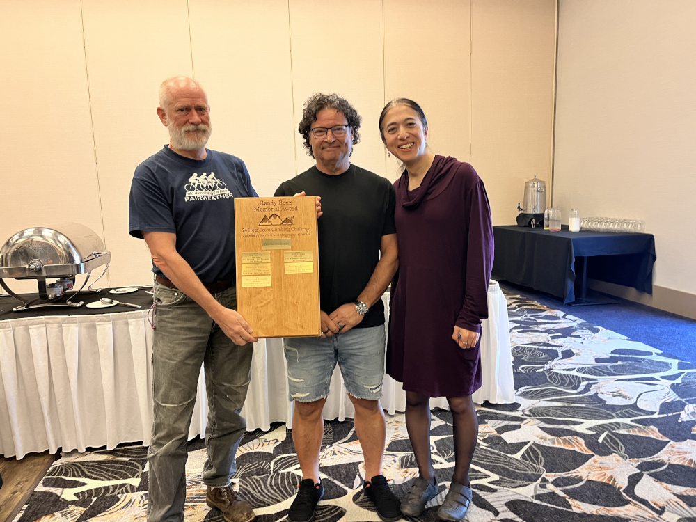 Fairweather Friends Fleche Team with the Randy Benz Award
